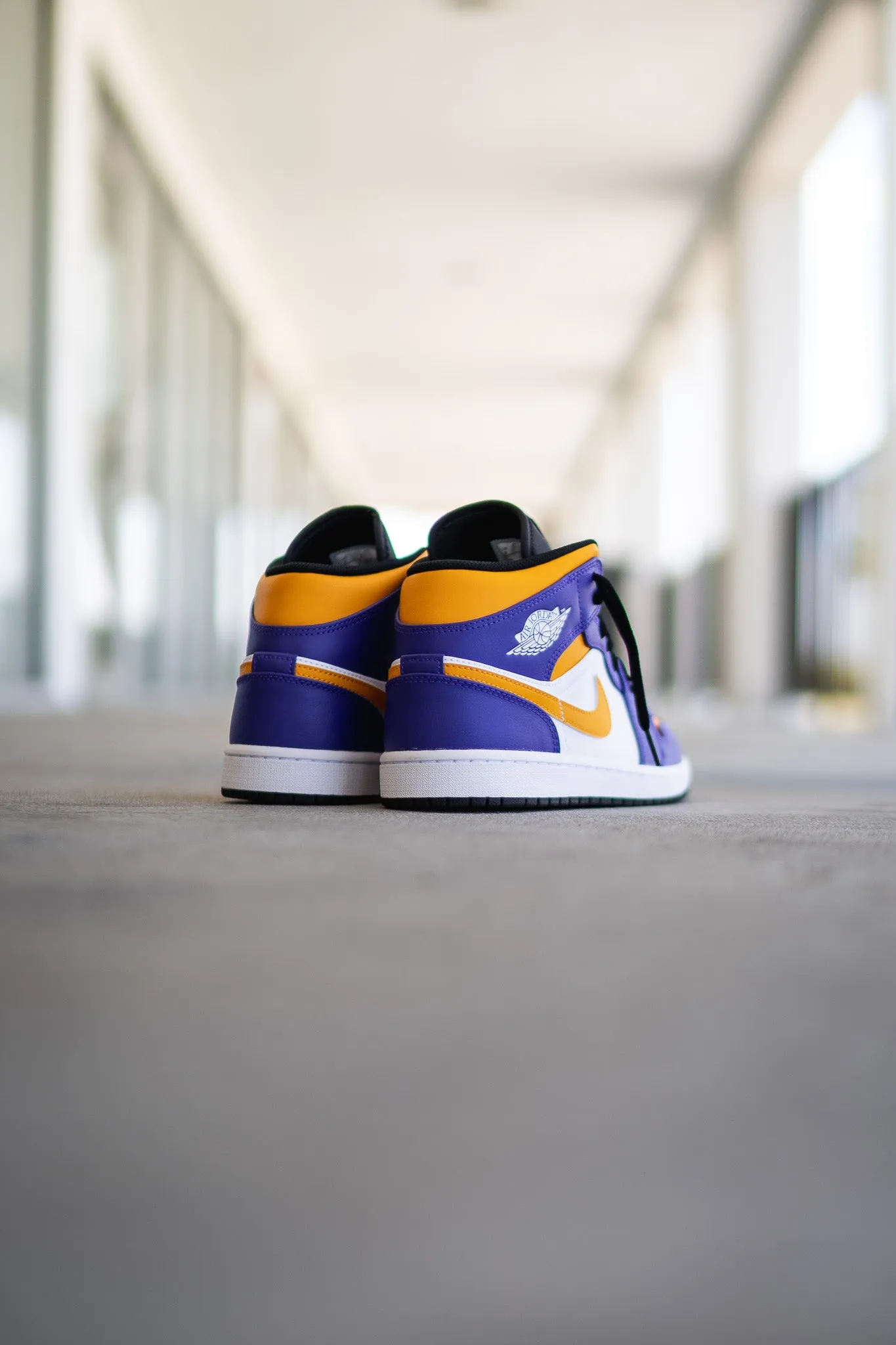 Air Jordan 1 Mid (Lakers)