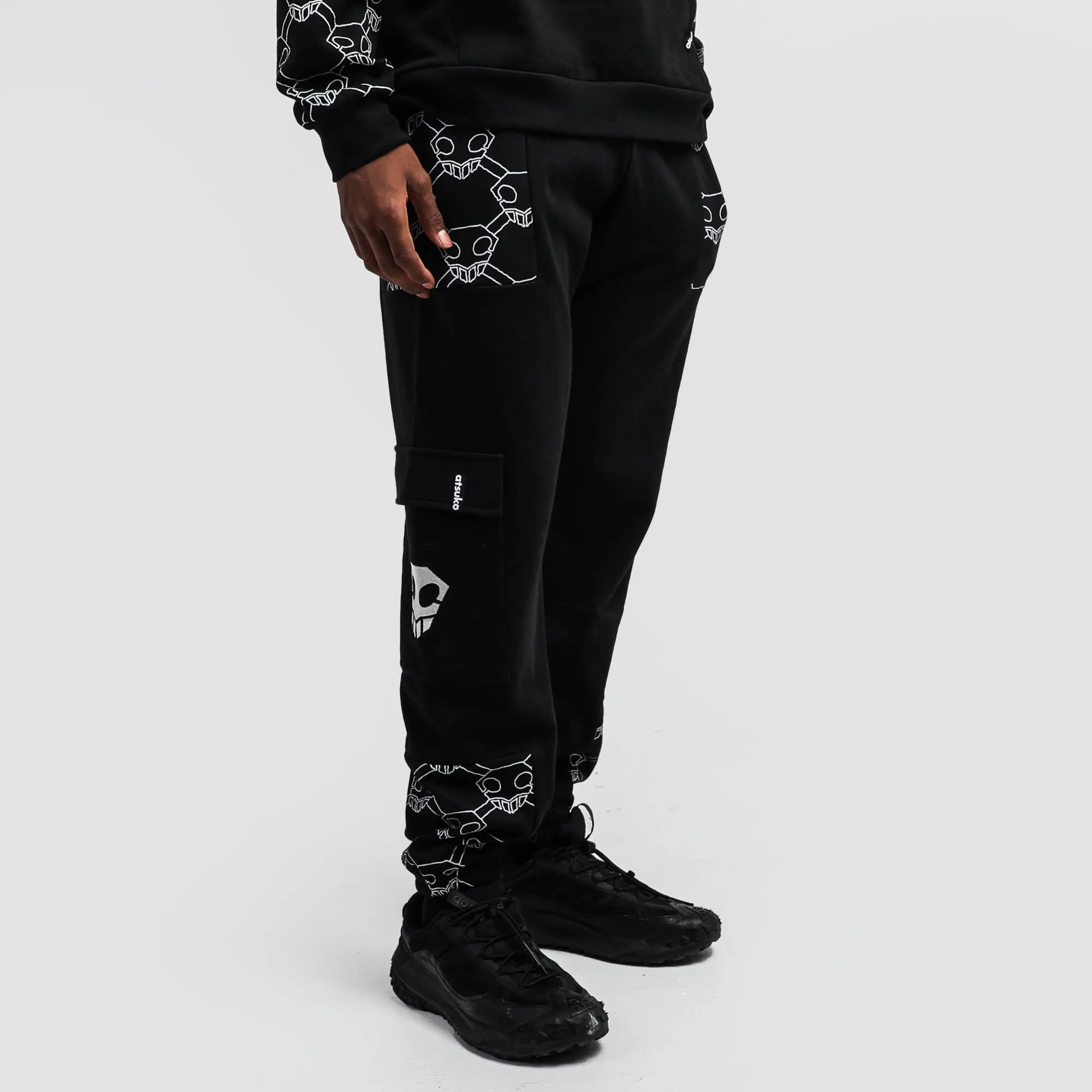 BLEACH Black Cargo Sweatpant