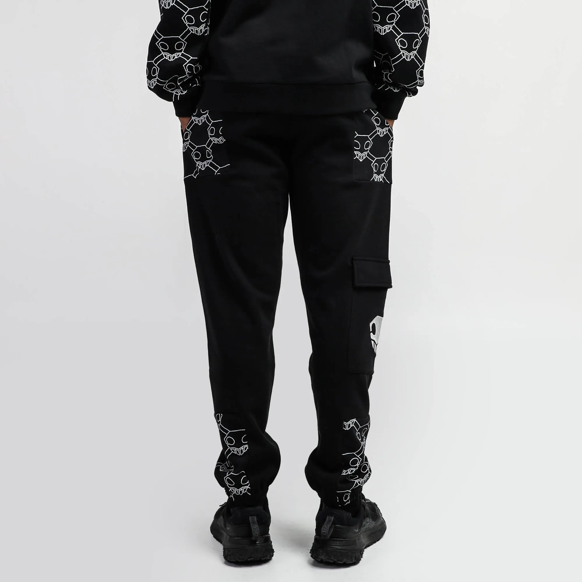 BLEACH Black Cargo Sweatpant