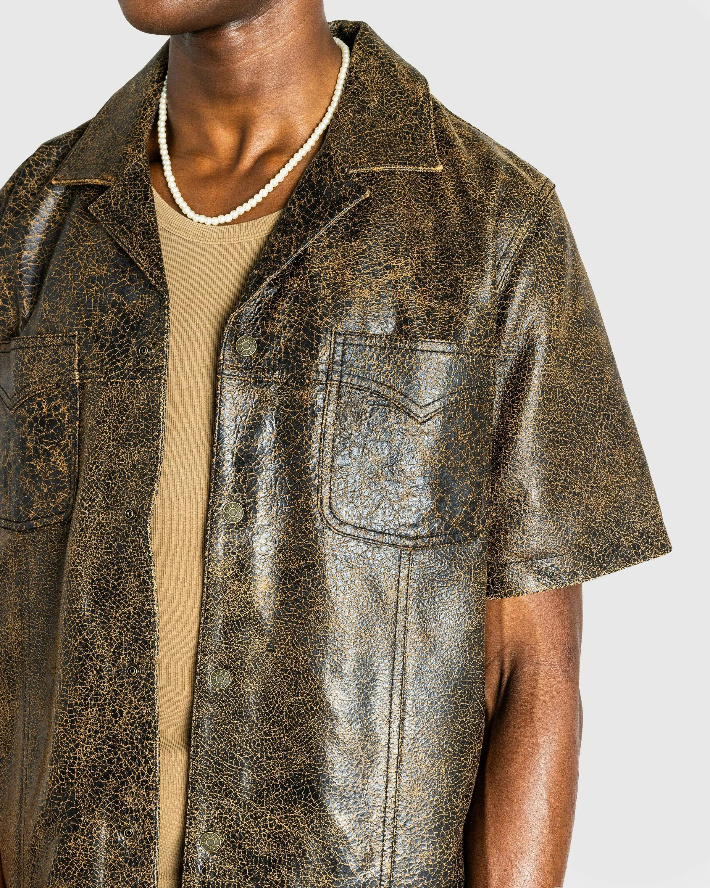 Guess USA – Crackle Leather Shirt Amos Brown Multi | Highsnobiety Shop