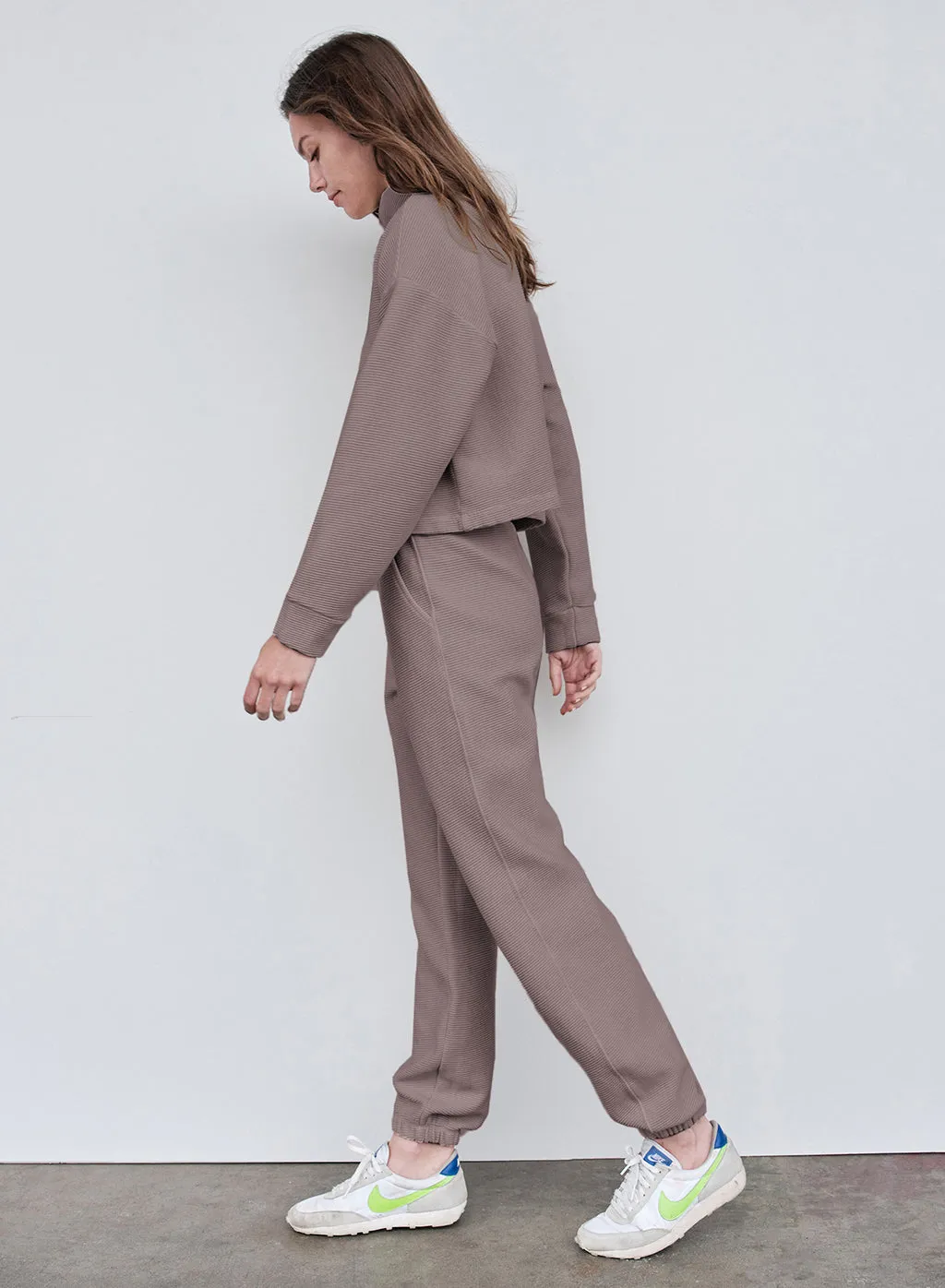 Horizontal Rib Sweatpant in Walnut