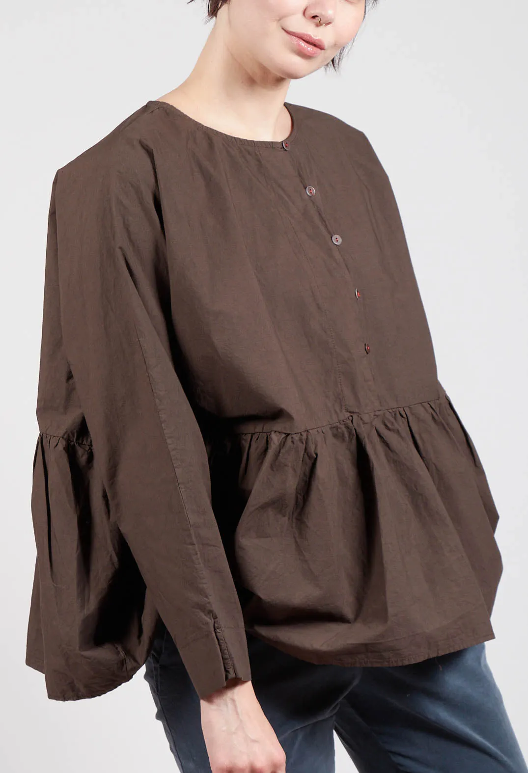 Long Sleeved Sarah Smock Shirt in Sepia