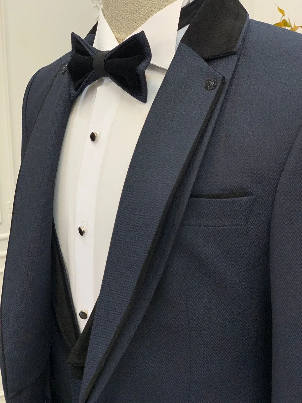 Partoni Diamond Navy Blue Slim Fit Shawl Tuxedo