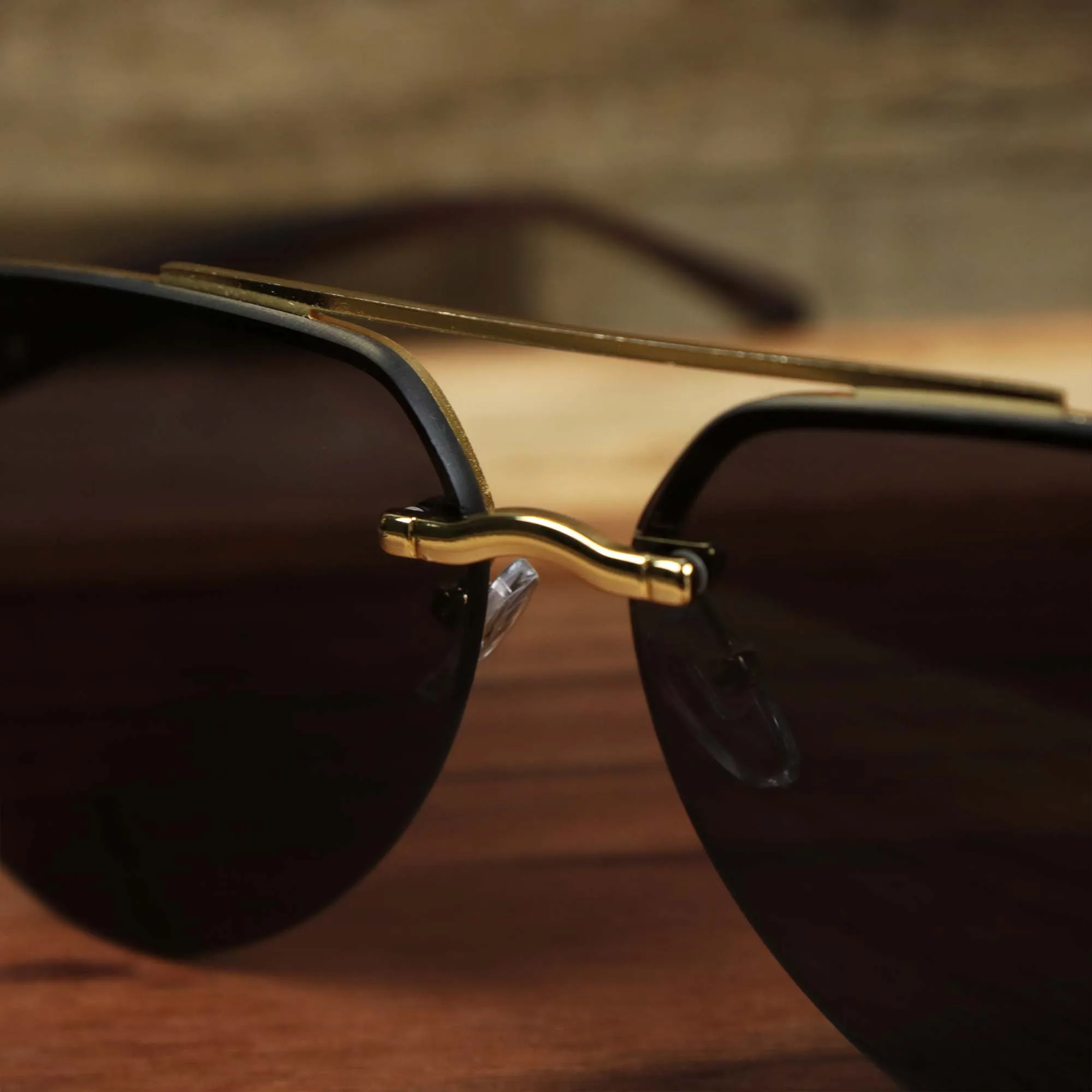 Round Aviator Frames Black Lens Sunglasses with Gold Frame